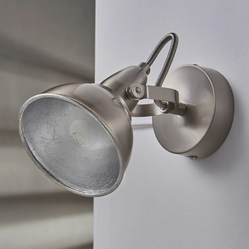 Lindby Julin attraktiv vægspot i vintage look