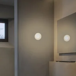 Agua LED-væglampe, IP44, frostet glas^Karman New
