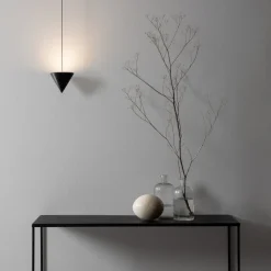 Karman Filomena LED-gulvlampe Ø 11 cm 3.000K