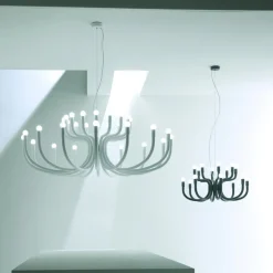 Karman Lysekroner>lysekrone Snoob, sort Ø 73 cm aluminium 20-lys.