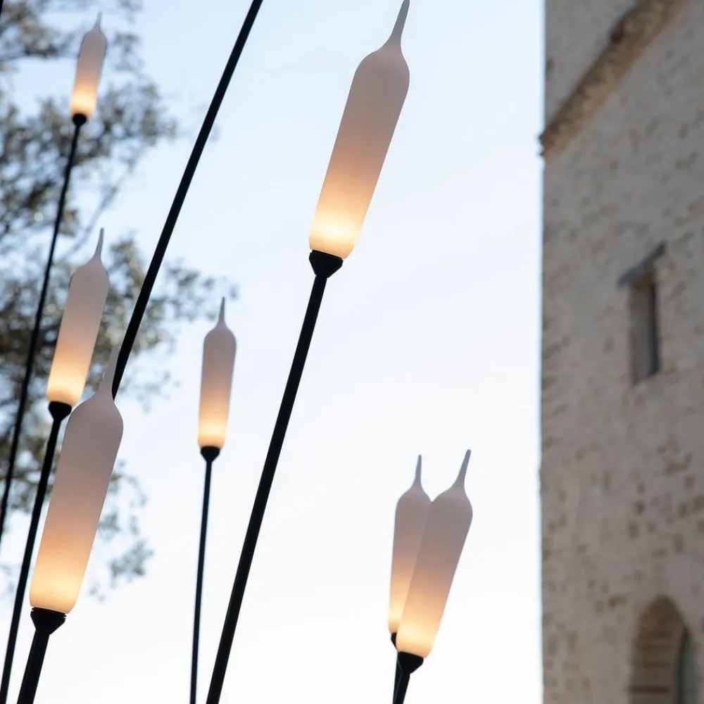 Karman Udendørs Spot>Nilo LED-lampe med jordspyd, højde 220 cm