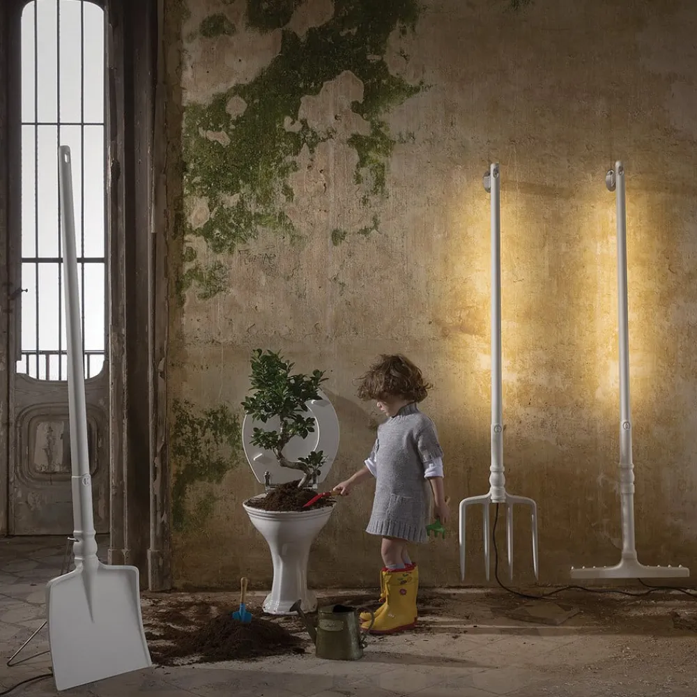 Tobia - LED-designergulvlampe, skovl^Karman Discount