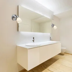 Brilliant Væg- Og Spejllamper|Væglamper>Kensington forkromet væglampe med IP44