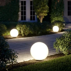 Nowodvorski Lighting Kugleformet lampe Cumulus S til haven, Ø 30 cm