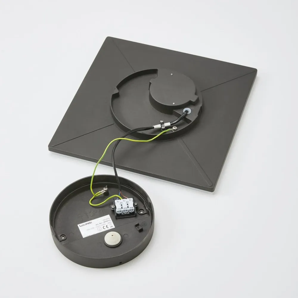 Lucande Kvadratisk LED-loftslampe Henni udendørs