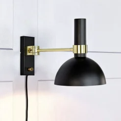 Markslöjd Larry væglampe med dæmper, messing