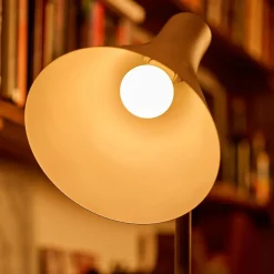 Philips Led Pærer>LED dråbepære E14 2,2W varmhvid 250 lumen