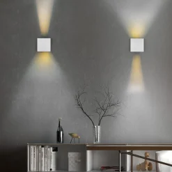 LED udendørs væglampe Talent, titanium-farvet, bredde 10 cm, sensor^Reality Leuchten New