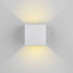 LED udendørs væglampe Talent, titanium-farvet, bredde 10 cm, sensor^Reality Leuchten New