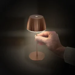 LED-bordlampe Brilo unplugged Riffle, 20 cm, kobber^Briloner