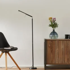 Trio Lighting LED-gulvlampe Filigran, sort, dæmpbar, justerbar