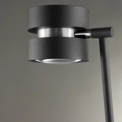 Brilliant LED-gulvlampe Glow-Sphere, højde 146 cm, sort, metal