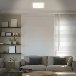 Briloner LED-loftslampe Slank, kantet 29,3 x 29,3 cm