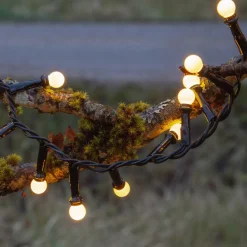 STAR TRADING Dekorationsbelysning>LED-lyskæde Berry Mini med timerfunktion hvid