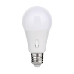 ORION LED-pære E27, 7,3 W, CCT, opal, 806 lm, dæmpbar