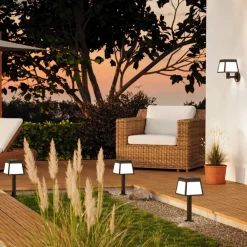 EGLO LED-sokkellampe Altilia, højde 56 cm, sort, sensor