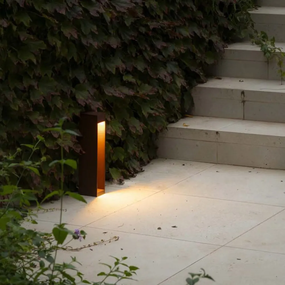 FARO BARCELONA LED-sokkellampe Cerler, brun, 35 cm, metal, IP65, CCT