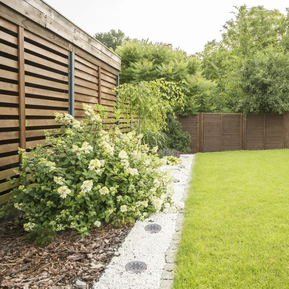 Globo LED-solcellelampe 33414 med jordspyd, sort