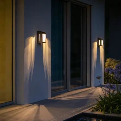 Les Jardins LED-solcellelampe Corner med sensor, grå