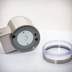 LED-solcellelampe Salma til anbringelse på muren^Lindby