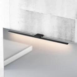 MCJ LED-spejlbelysning Triga IP44 sort 60 cm, 4.000K