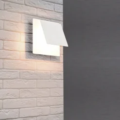 Trio Lighting LED-væglampe Mio, firkantet linse, mat hvid, indirekte