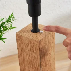 Lindby bordlampe Garry, 2 lyskilder, hvid, træ, 53 cm, E27