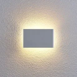 Dilip væglampe af stål, hvid^Lindby Hot