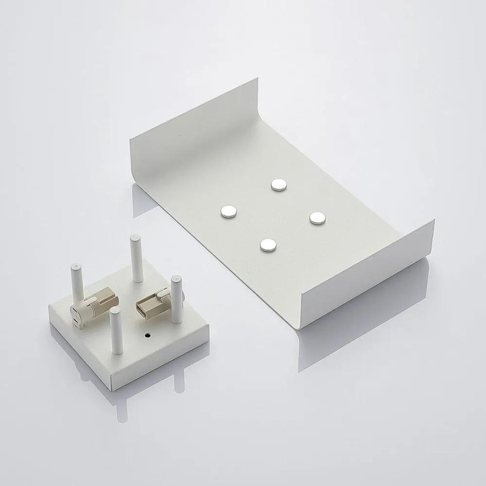 Dilip væglampe af stål, hvid^Lindby Hot