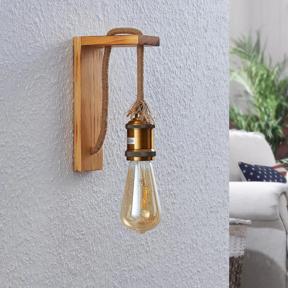 Lindby Helou væglampe i træ med synlig fatning