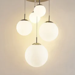 hængelampe Heleska, hvid, glas, 5 lyskilder, Ø 50 cm^Lindby Hot