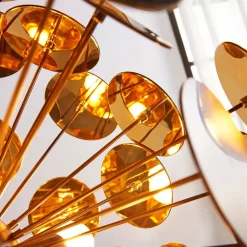 Lindby hængelampe Kinan, Ø 54 cm, sort, guld, metal