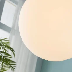 Lindby hængelampe Marike, Ø 30 cm, hvid, glas, kugle, E27