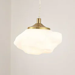 Lindby hængelampe Piatra, opal/messing, glas, Ø 16 cm, G9