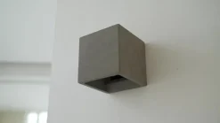 Lindby Jayden væglampe i kantet form