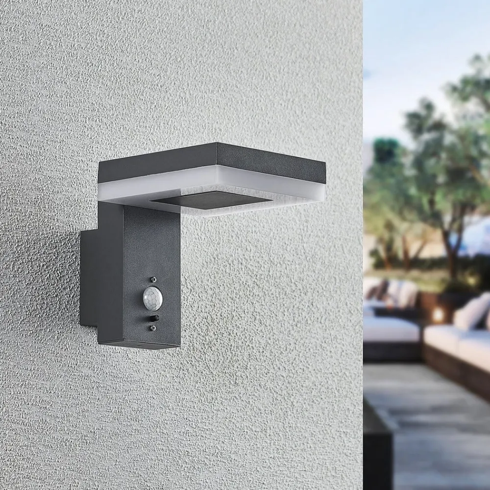 Lindby Laira udendørs LED-solcellelampe, 15,5 cm