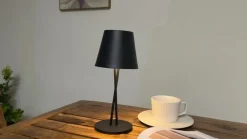 LED genopladelig bordlampe Janea CROSS, sort, metal^Lindby Best