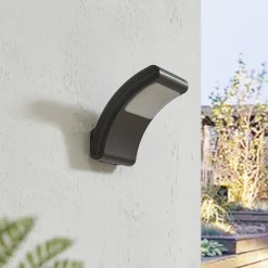 Lindby Udendørs Spot>LED udendørs væglampe Radane, mørkegrå, kantet, IP54