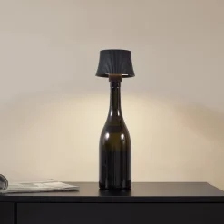 Lindby Terrassebelysning>LED-bordlampe Linor, sort, USB, touch-dimmer