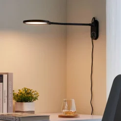 Lindby LED-bordlampe Valtaria, sort, CCT, dæmpbar