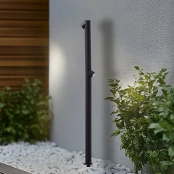 Lindby LED-gadelampe Luzian, højde 120 cm, sort, jordspyd