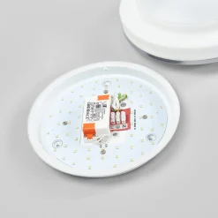 LED-loftlampe Lyss, Ø 28 cm, kromfarvet, IP44^Lindby New