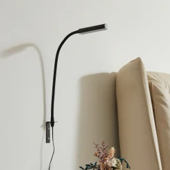 Lindby LED-læselampe Flexola, sort, kantet, stik