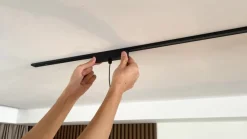 Lindby LED-pendellampe Lumaro, guld, Ø 8 cm, aluminium, 48V, dæmpbar