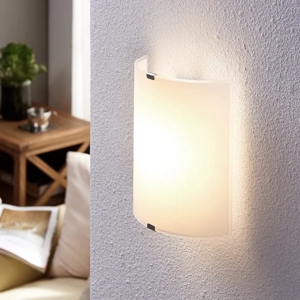 Lindby LED-væglampe Helmi, højde 21 cm, glas, halvcirkelformet