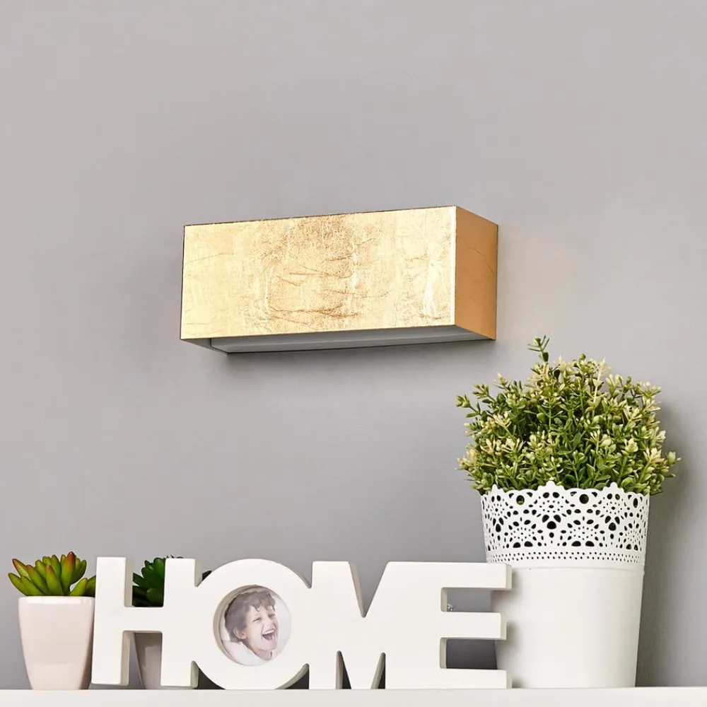 Lindby LED-væglampe Quentin, 23 cm bred, guldfarvet, metal