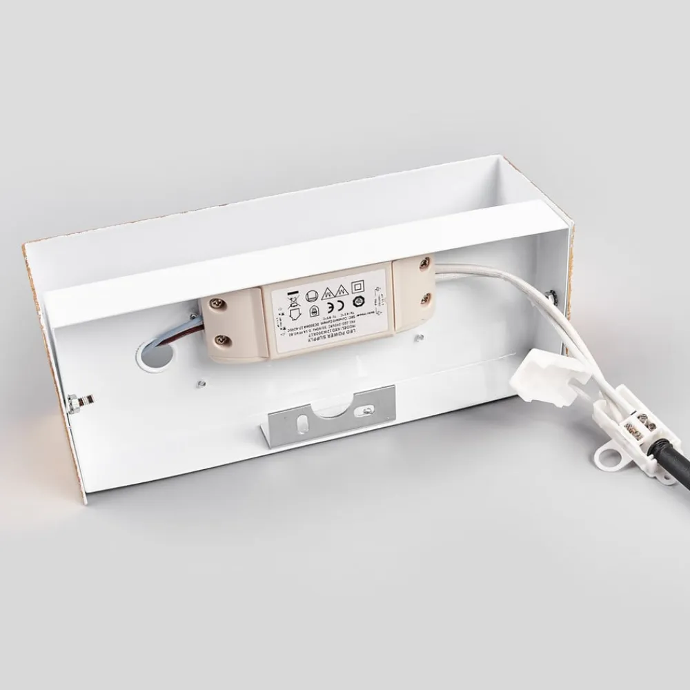 Lindby LED-væglampe Quentin, 23 cm bred, guldfarvet, metal