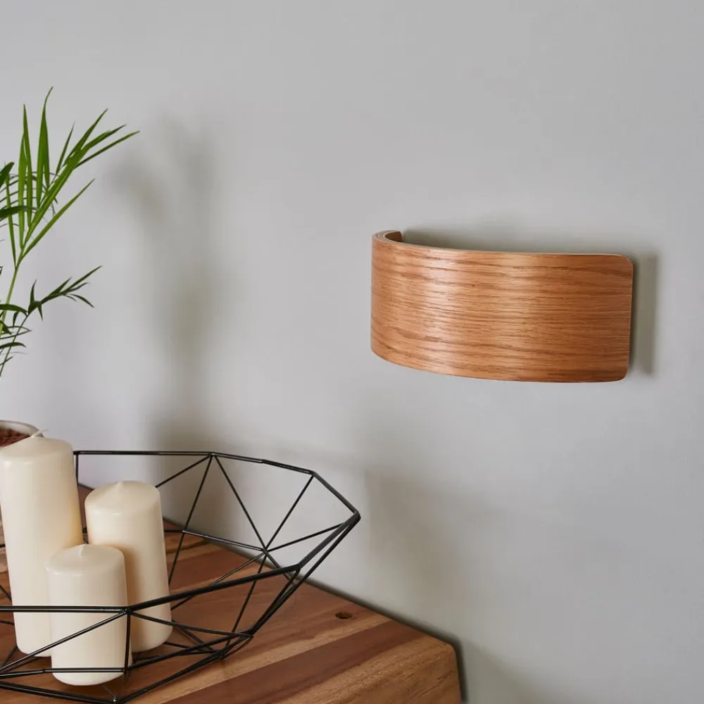 LED-væglampe Rafailia, bredde 23 cm, træ, 3.000 K^Lindby New