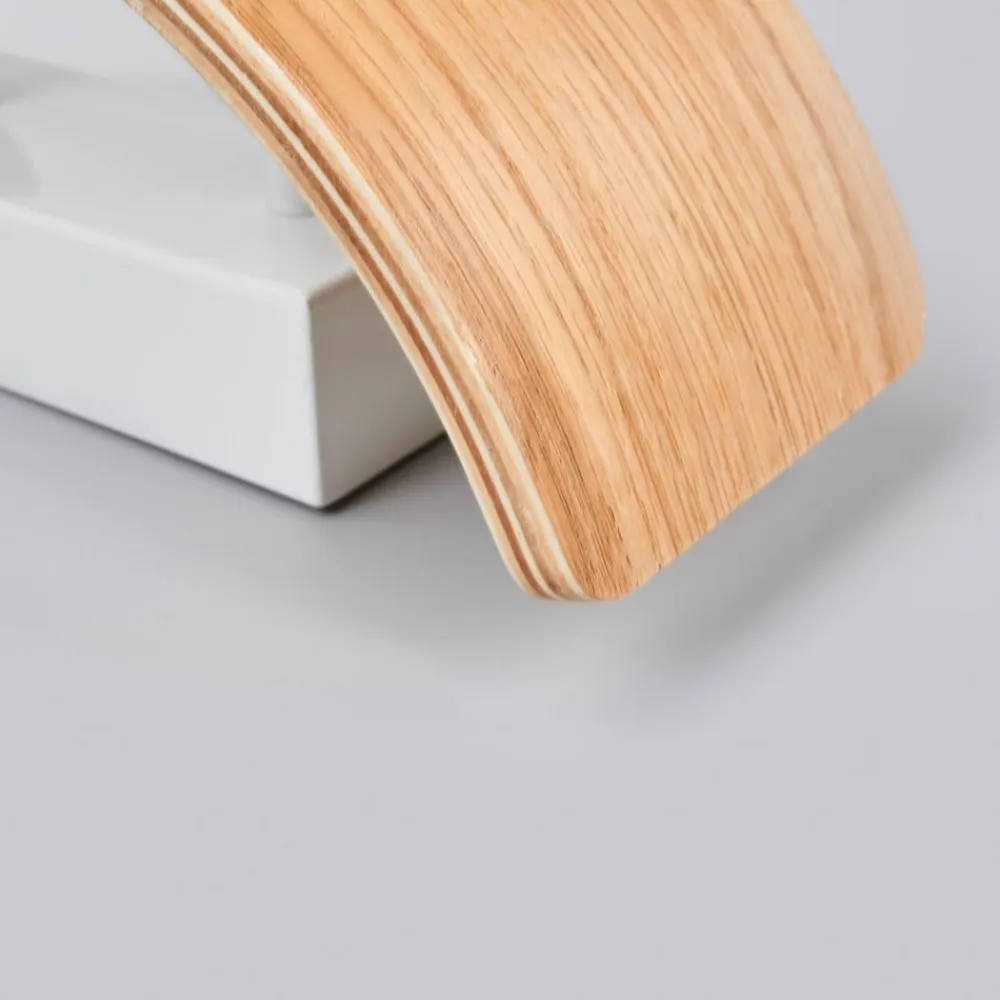 LED-væglampe Rafailia, bredde 23 cm, træ, 3.000 K^Lindby New