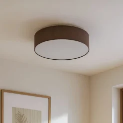 Lindby loftlampe Sebatin, Ø 50 cm, lysebrun, stof, E27